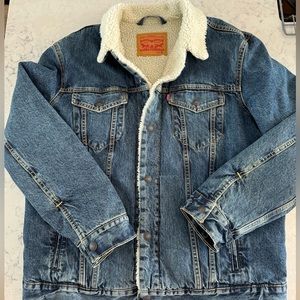 Men’s Sherpa Lined Levi Winter Jean Jacket - worn twice